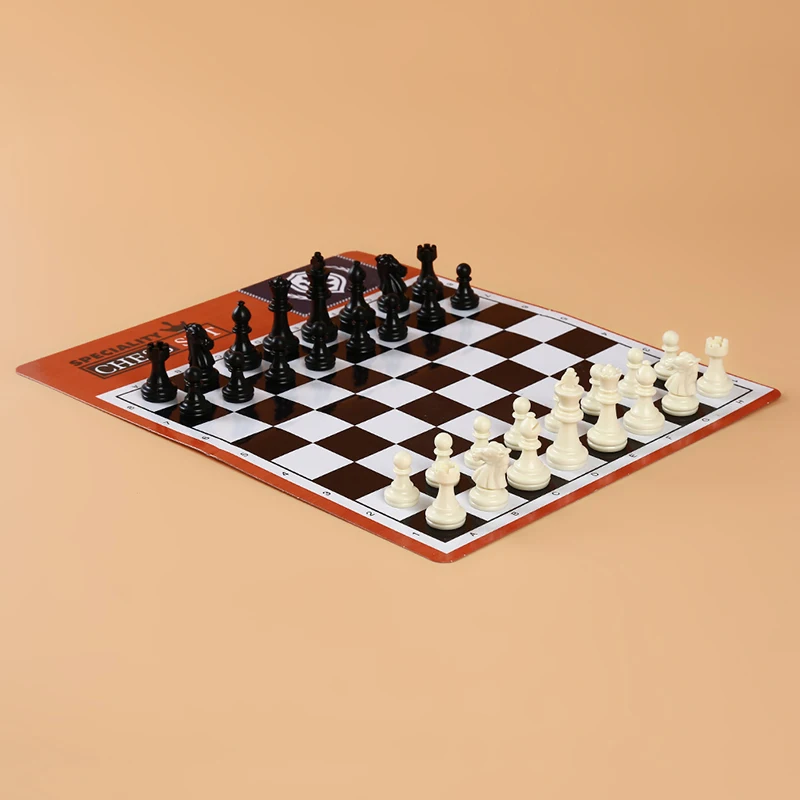 

Детская головоломка, настольные игры, игрушка, изысканный твердый пластиковый Шахматный набор, портативная кожаная шахматная доска, интелл...