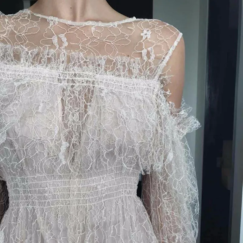 TWOTWINSTYLE кружевные лоскутные Комбинезоны женские с открытыми плечами фонари
