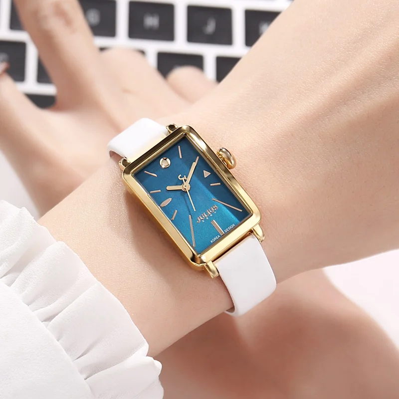 Beautiful Women Fashion Casual Quartz Analog Waterproof Watch Female Leather Band High Quality Gift Wristwatch Girls Hour Time