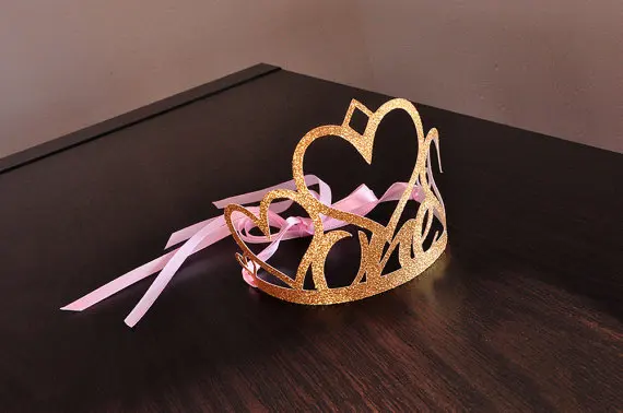 

Baby Shower Party Favors One Years Old Gold Glitter Party Hat Heart Crown Hats Kids Happy Birthday Party Decoration Supplies