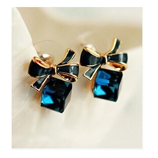 Женские серьги-пусеты с фианитом Модные Изящные бронзового цвета | Украшения и