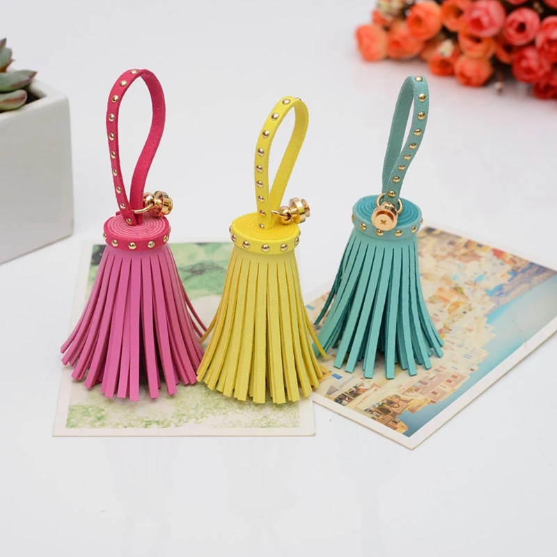 2 предмета в комплекте выполненные из искусственной замши с заклепками и