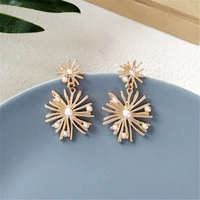 fashion bohemian women earrings 2019 modern women beautiful big earrings metal air fan pearl stud earrings for women jewelry