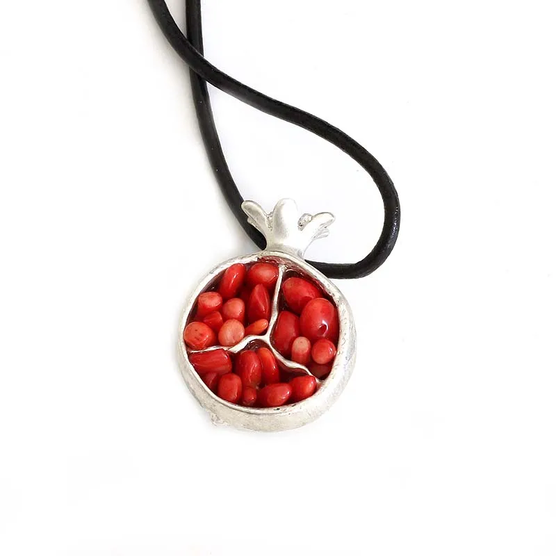 

Real Leather Pendant Necklace, Ethnic Oriental Alloy Charm Adjustable Gravel Jewelry For Women
