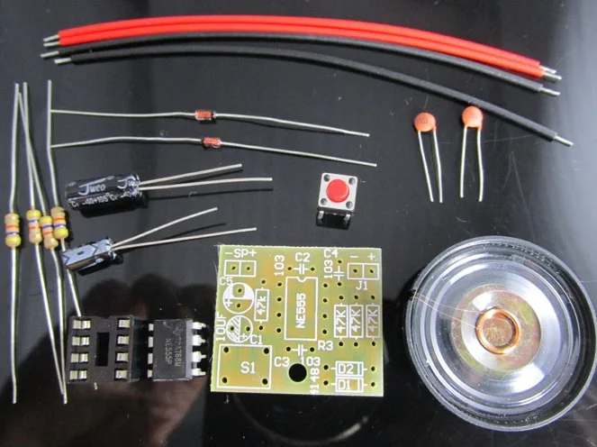 1PCS NE555 Buzzer DIY Electronic KIT Tone Generator Oscillator Buzz Suite Trousse LED Blink NE555P 8 OHMs 0.25W Speaker Circuit |