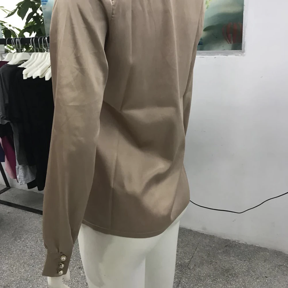 Женская розовая блузка с длинным рукавом и v-образным вырезом Офисная рубашка для