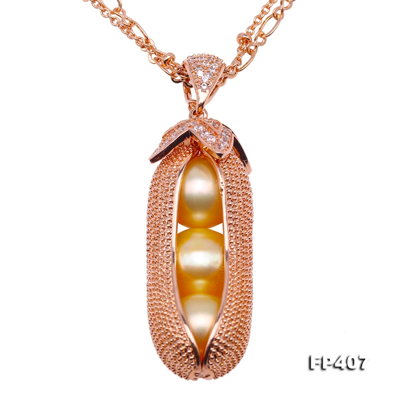 Pea Pod Pendant Perfect 10.5mm Gold Round Freshwater Pearl Necklace | Necklaces