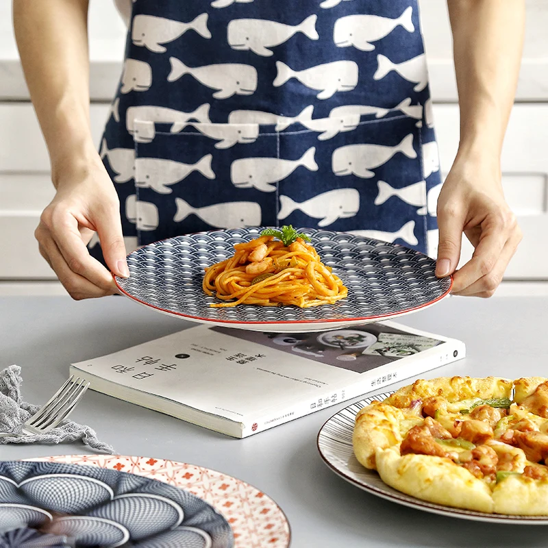 Керамическая тарелка в скандинавском стиле креативная сервировочная с