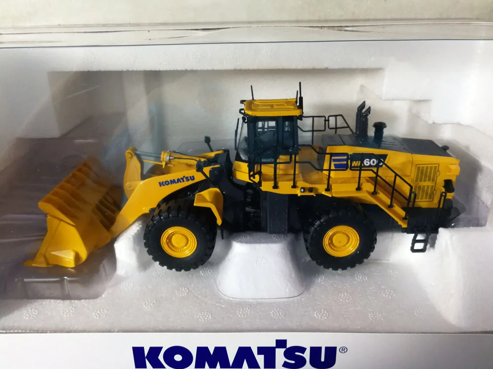 UH-8127 1:50 Komatsu WA600-8 игрушка погрузчик