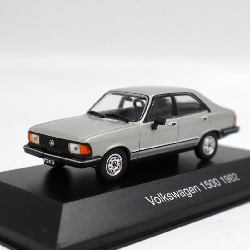 IXO altyya 1:43 V ~ W 1500 1982 литые под давлением модели игрушек коллекция автомобилей