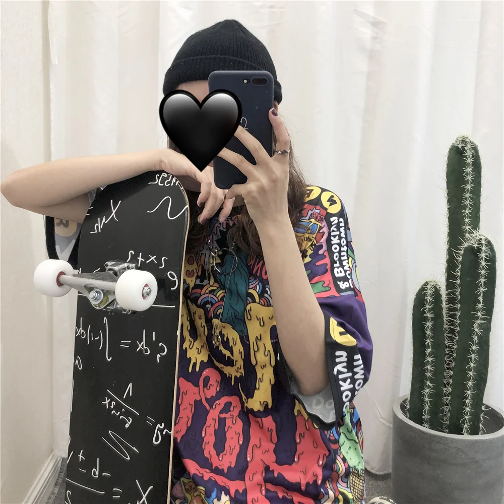 Ulzzang Готический стиль граффити длинная футболка женская уличная летняя 2019 Плюс