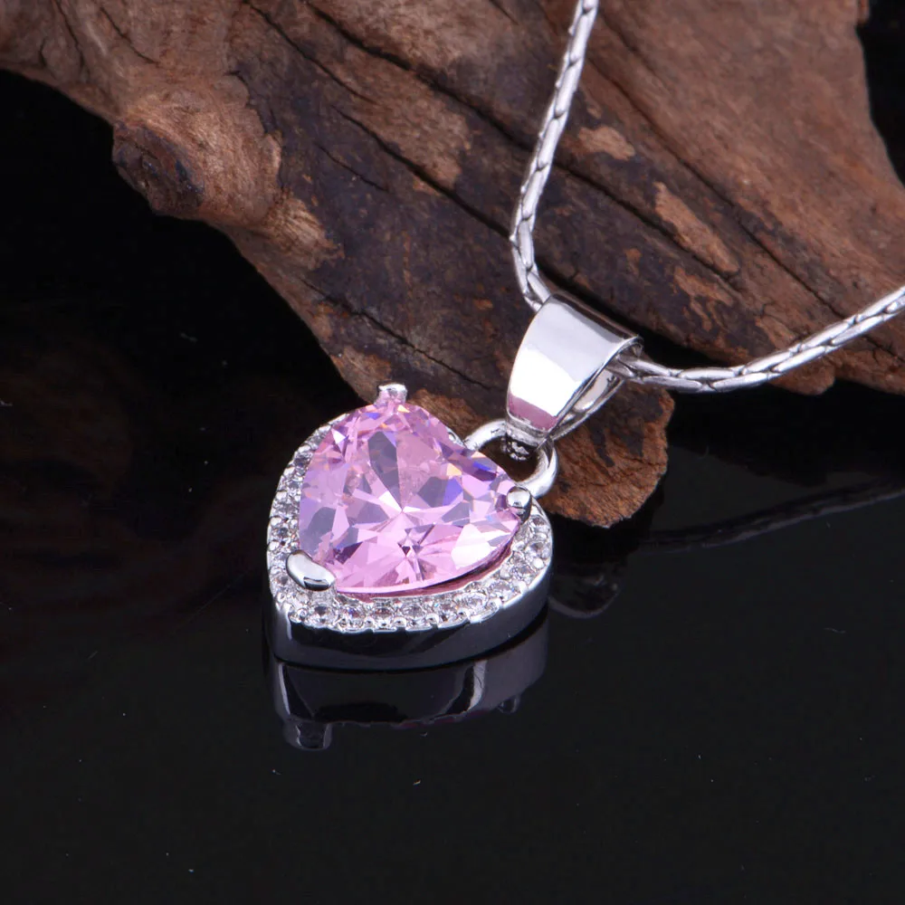 Американские фондовые 15% скидка ожерелья Подвески Розовое сердце кубический