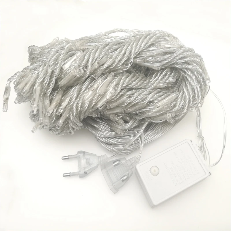 Рождественская светодиодная гирлянда-занавес в виде сосулек 3*3 м 320 светодиодов