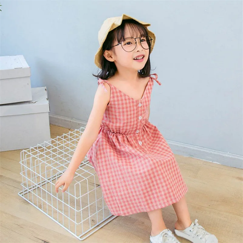 Летнее платье без рукавов Повседневное на бретелях в клетку для маленьких