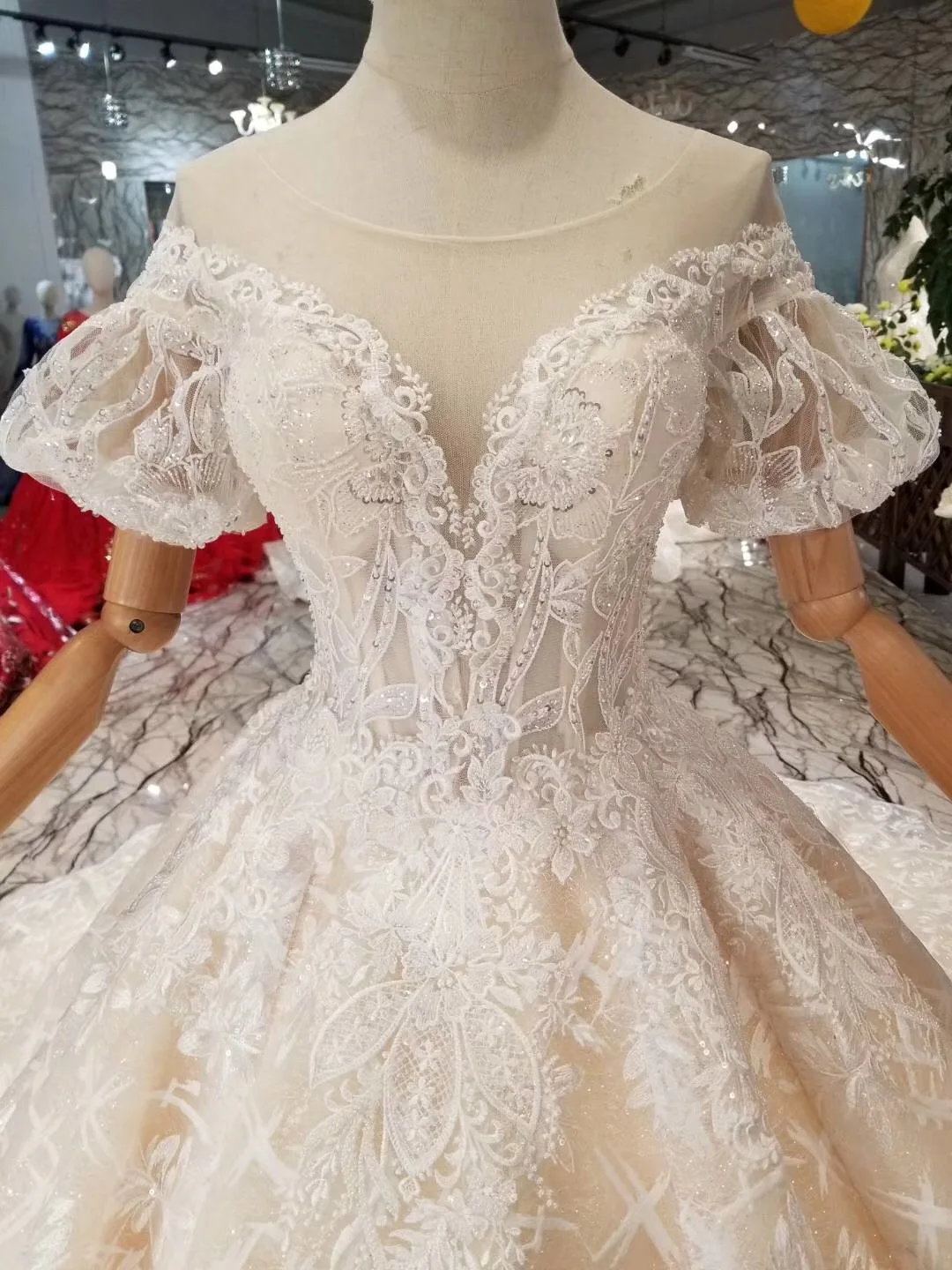 Великолепное Кружевное бальное платье свадебные платья 2019 цвета шампанского с