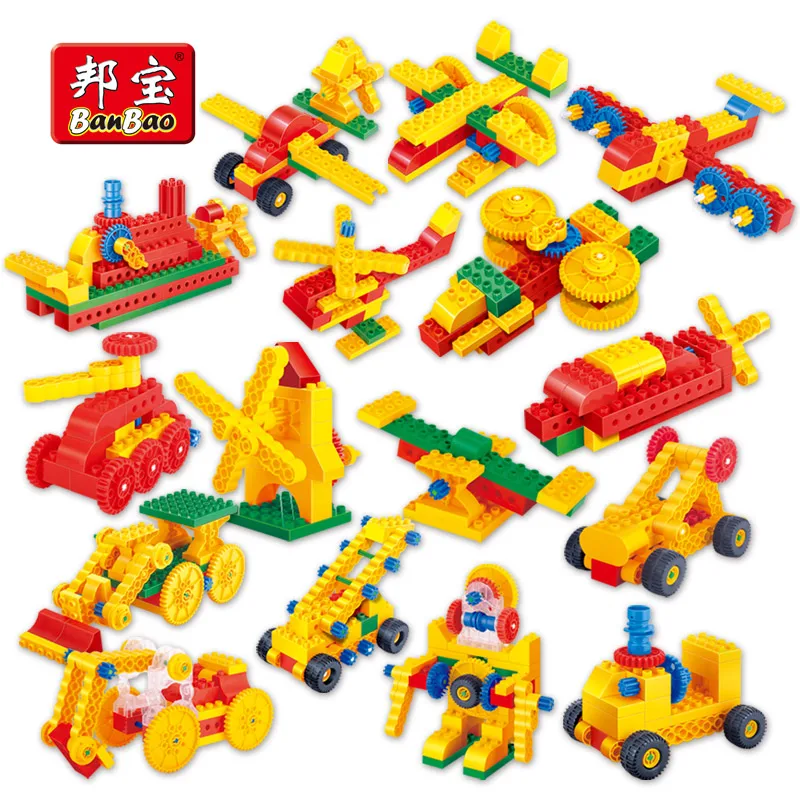 Робот конструктор в собранном виде с большими частиц механические блоки