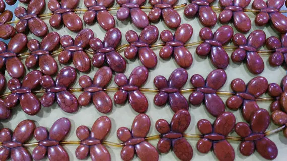 Оптовая продажа бирюзовый кулон в виде бабочки резной белый черный зеленый