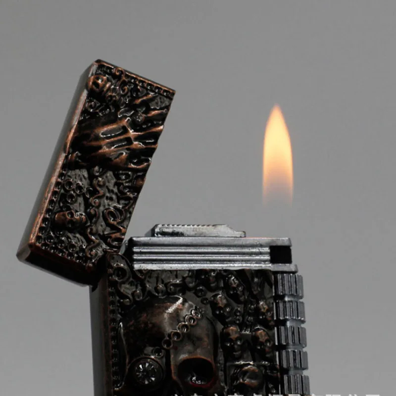 

Fashion Skull Bright Sound Cigarette Lighter Creative Men Metal Inflatable Butane Gas Lighters Smoker Best Gift