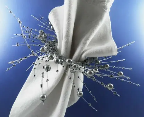 

Продано на aliexpress кольцо для свадебных салфеток