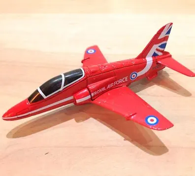 White airplane model Мини металлический супермарин Spitfire MK Vb истребитель литой самолет для коллекции Подарочная Игрушка Военная Модель Строительные наборы - Цвет: White airplane model