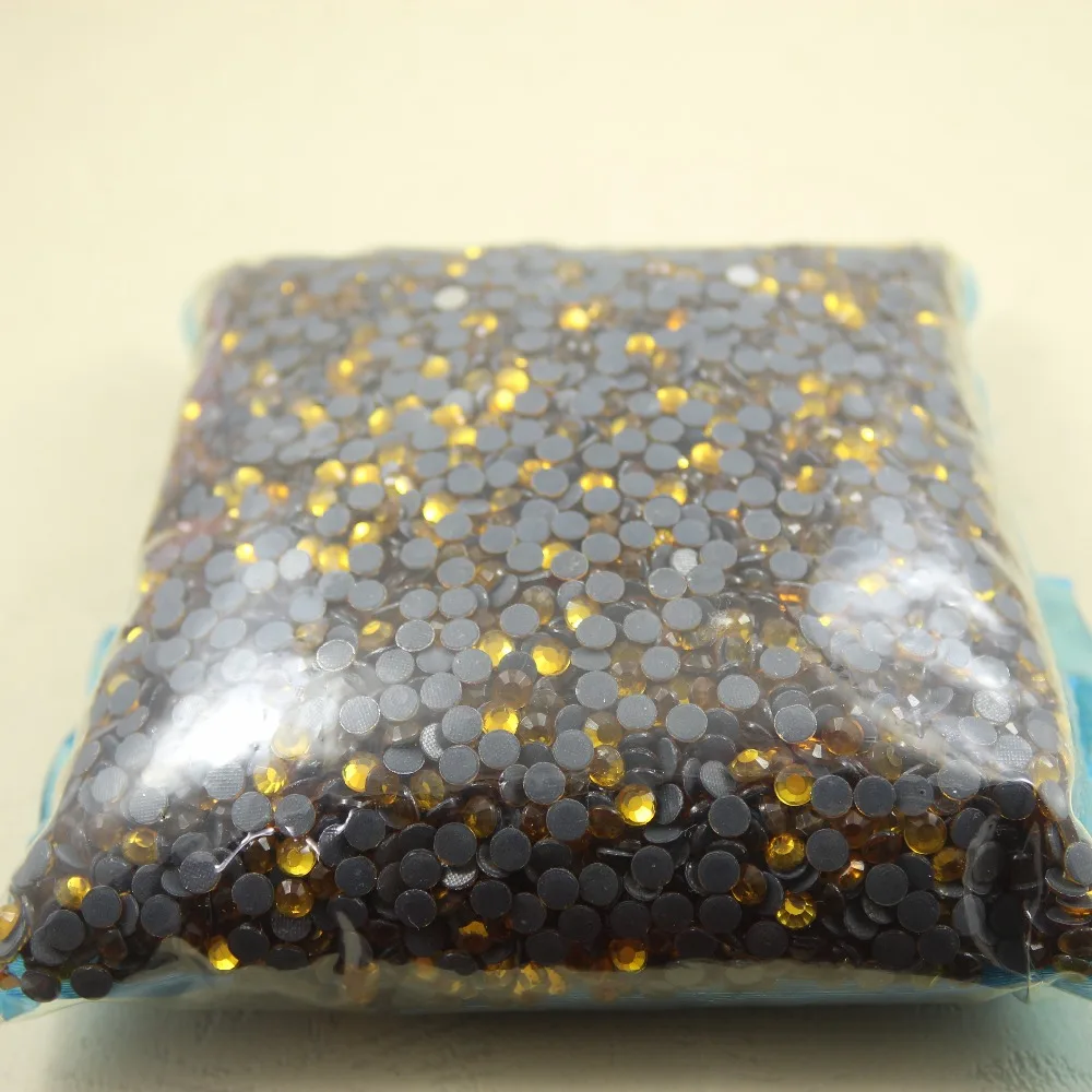 Зазор Кристалл желтый горячей фиксации горный хрусталь сверления плоской задней