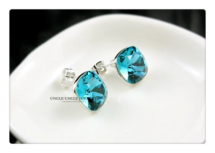 Женские квадратные серьги с синими кристаллами белого золота