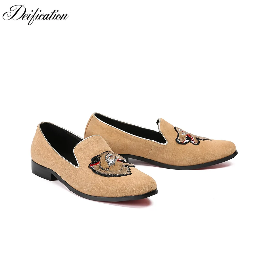 

Deification Handmade Mocassins Animal Embroidery Loafers Fashion Suede Slip On Driving Shoes Khaki Party oxford Shoes For Man