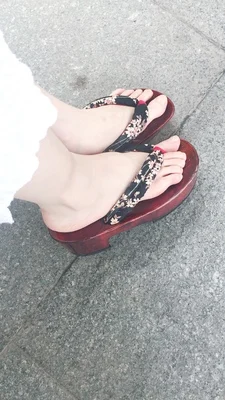 WHOHOLL оригинальные гэта аниме Coser Косплей костюмы гейша кимоно Наруто японские гэта деревянные Сабо Тапочки женские шлепанцы