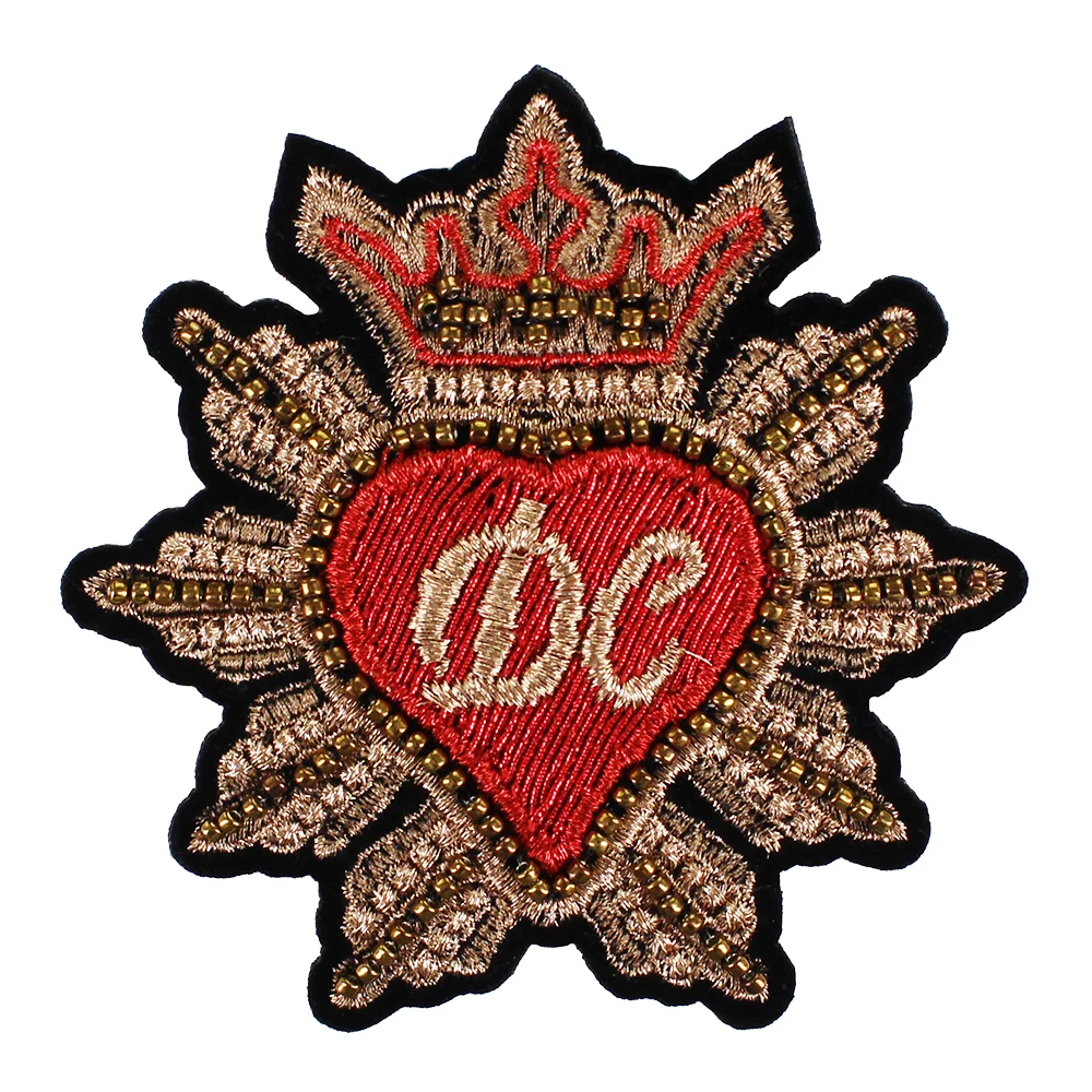 

10pieces Embroidery Gold Crown Red Heart Design Patches DIY Sewing for T-shirt Bags Garment Badge Applique Accessories TH965