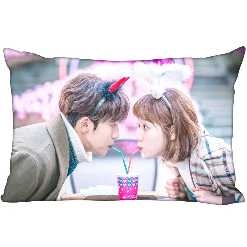 Новое поступление наволочка Nam Joo Hyuk сатиновая 35x45 см (одна сторона) с принтом цвет