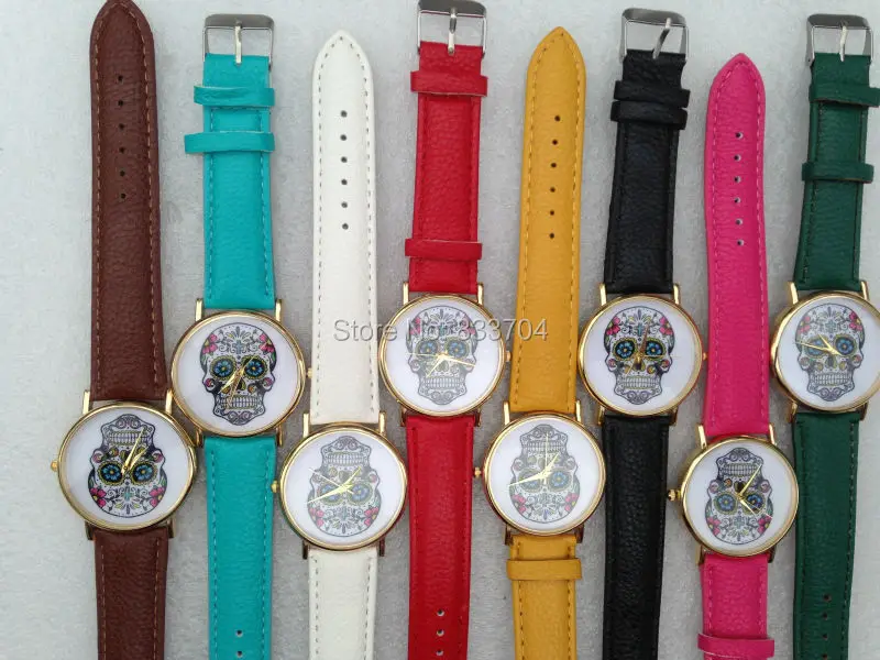 2015 Новый стиль Красочные искусственная кожа кварцевые часы Стальной корпус