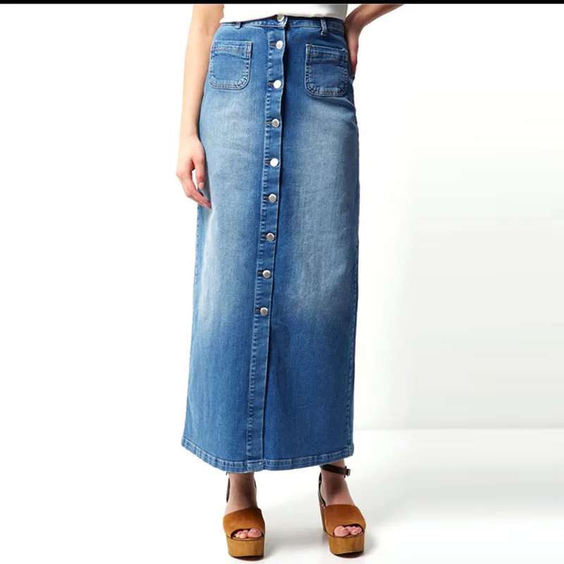 Женская летняя джинсовая юбка средней длины с разрезом спереди облегающая