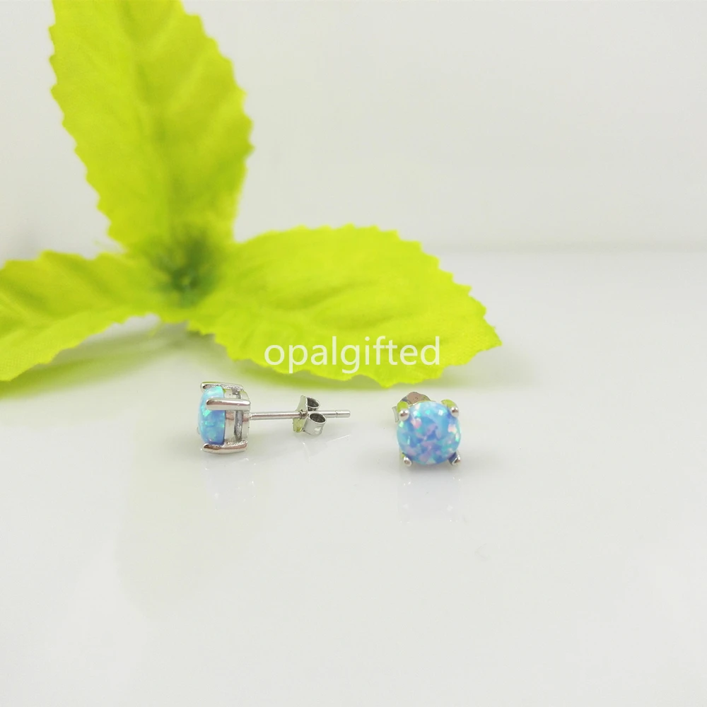 Женские серьги гвоздики с опалом круглые зеленого белого синего красного