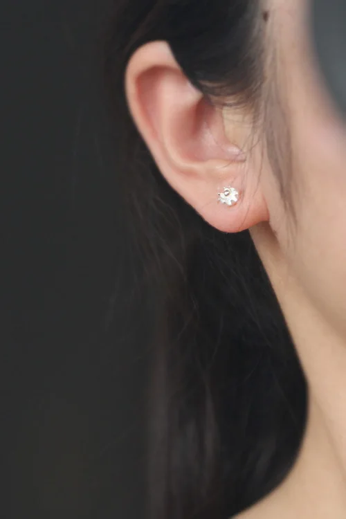 

Unique Handmade Ethnic Jewelry 100% Pure bud small flower 925 Sterling Silver Earring Nature Love lady small fresh female