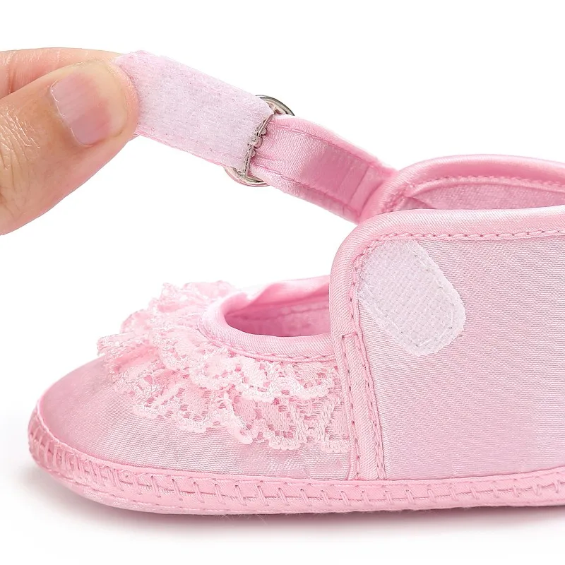 2017 г. Летняя детская обувь для маленьких девочек кружевная с милым принтом