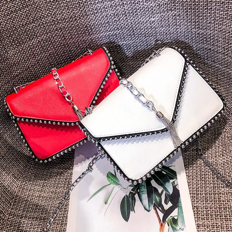 2018 роскошные женские сумки дизайнерские кожаные с заклепками и кисточками на