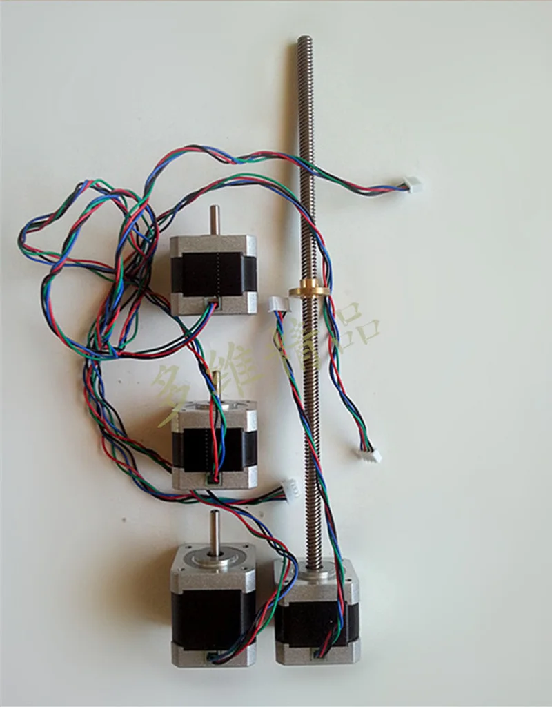 

Набор шагового двигателя SWMAKER ultimaker 2 Extended X/Y/Z axis + экструдер