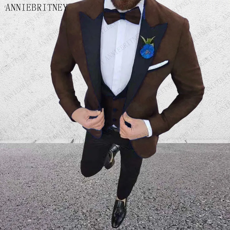 

ANNIEBRITNEY 2019 Latest coat pants designs Brown men suit Slim fit elegant tuxedos Wedding business party dress 3 Pieces Set