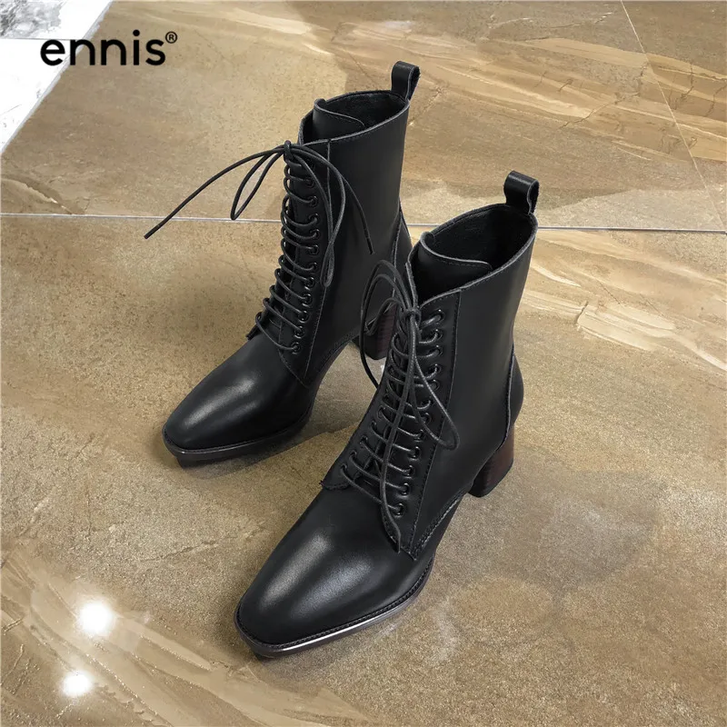 ENNIS/ г. Осенние ботинки до середины икры женские ботинки на шнуровке обувь на высоком каблуке женские ботинки из натуральной кожи модная обувь белого и черного цвета, A930