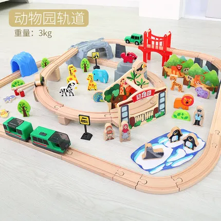 82PCS ZooTrain Track Электрический поезд набор вагон деревянный трек поезд железная дорога деревянная железная дорога Электрический гоночный электрический игрушечный поезд для детей 4 лет - Цвет: 82PCS ZooTrain Track