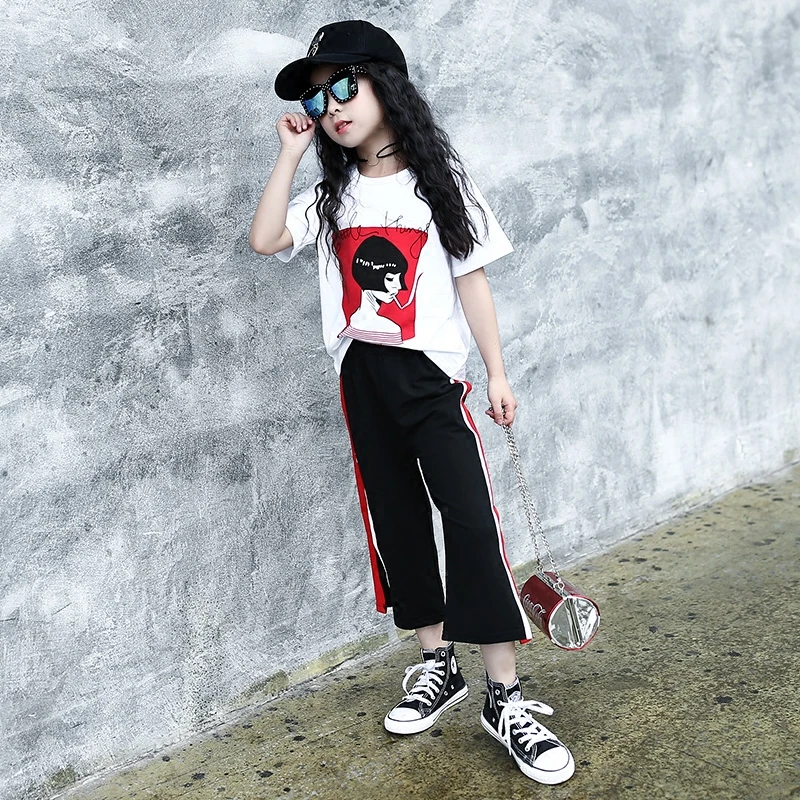 Летний костюм для девочек новинка 2020 Корейская версия западный из двух предметов