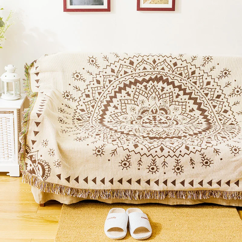 

Coverlet On Bed Bohemian Cotton Throw Blanket Sofa TV Cover Thread Blanket Decorative Slipcover on Sofa/Bed/Plane Travel Plaids