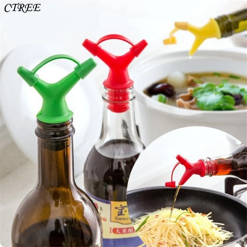

CTREE 2Pcs Wine Pourers Double Deflector Nozzle Soy Oil Bottle Mouth Stopper Moonshine Wine Stopper Sauce Kitchen Bar Tools C663