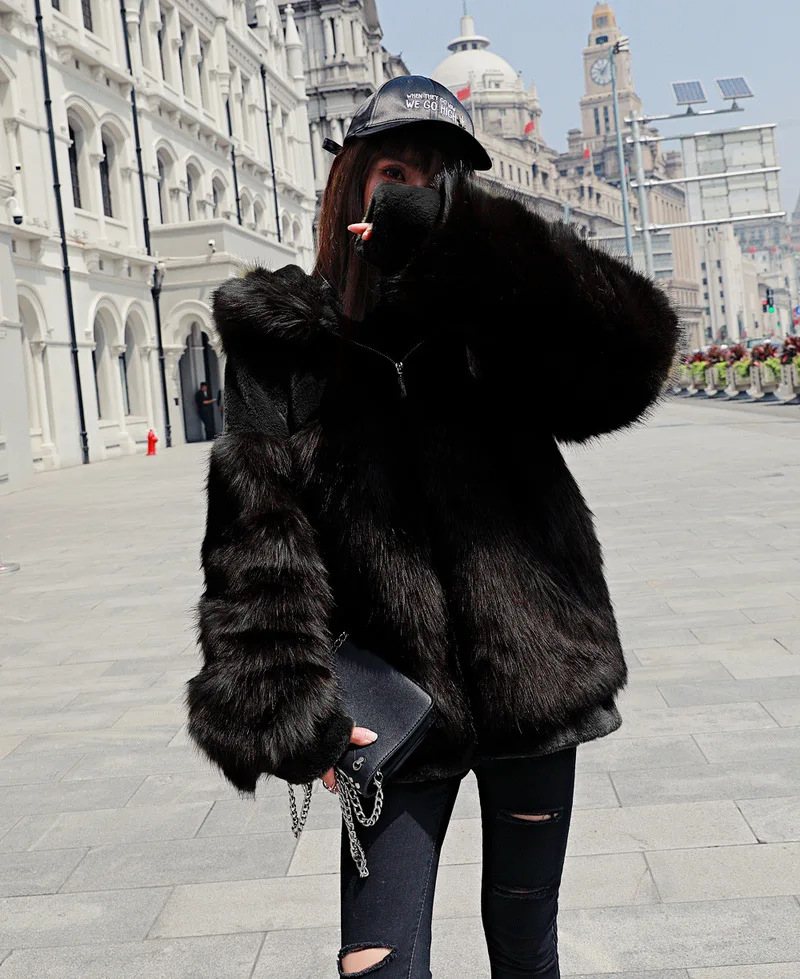 Black AYUNSUE искусственный мех пальто Для женщин зимний пушистый куртка Повседневное корейский пушистый поддельные Лисий мех пальто свободного кроя с капюшоном Abrigo Mujer KJ891 - Цвет: Black
