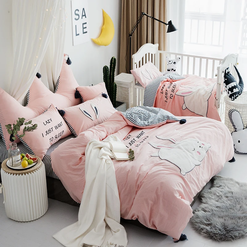 Комплект постельного белья из 100% промытого хлопка с вышивкой и аппликацией