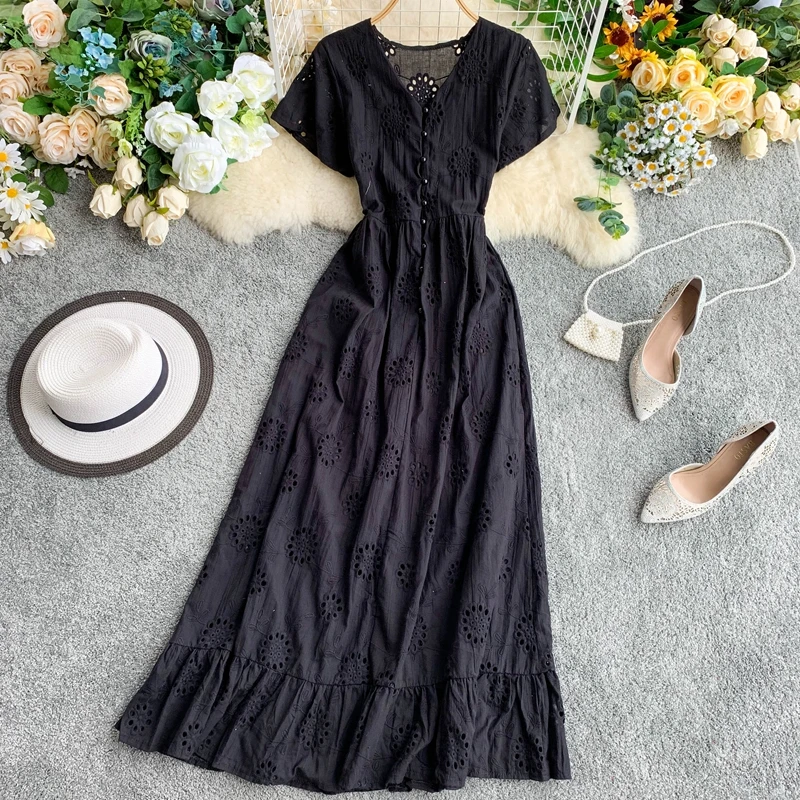 Женское платье во французском ретро стиле пляжное в богемном для отдыха на море