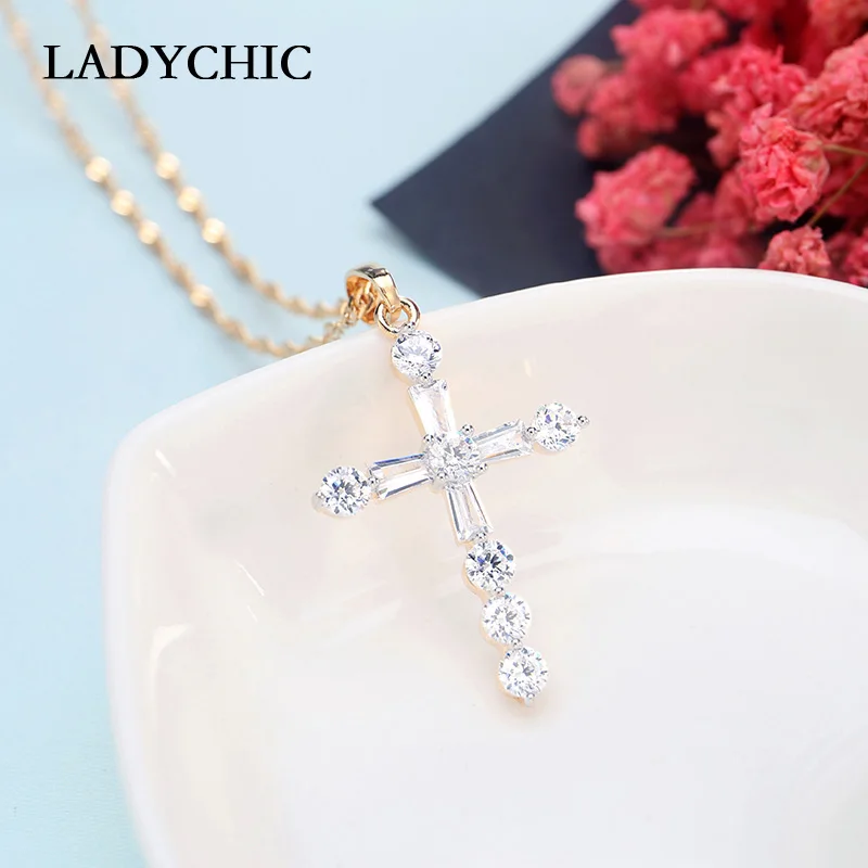 Женская подвеска с крестом LADYCHIC ожерелье золотистого цвета блестящим кристаллом