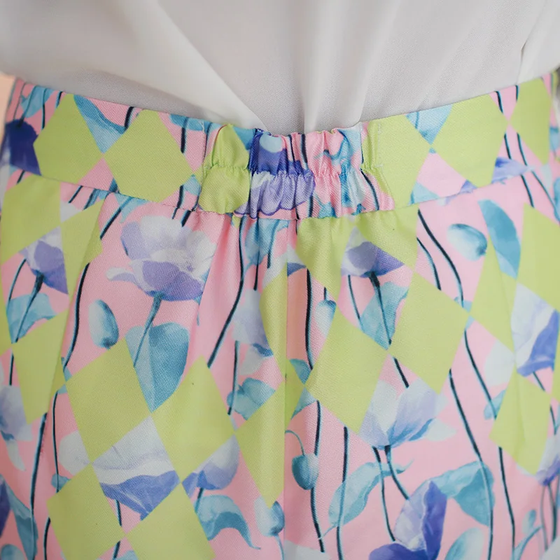 2018 spring and summer new floral sweet wild Slim printed shorts | Женская одежда
