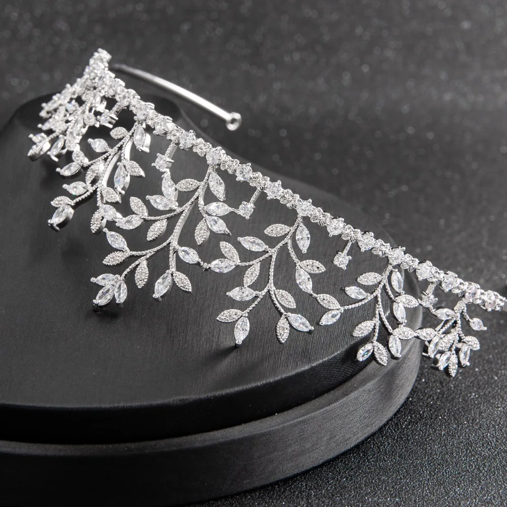 Свадебная тиара с фианитами и кристаллами диадема для невесты корона женские