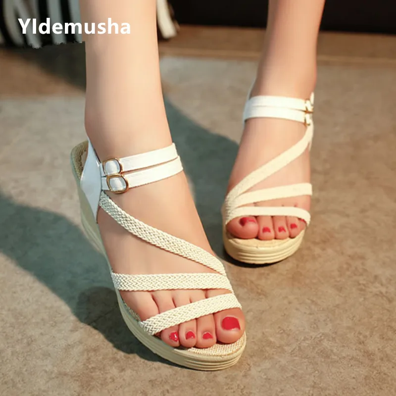 Женские босоножки на платформе с открытым носком высоком каблуке танкетке в